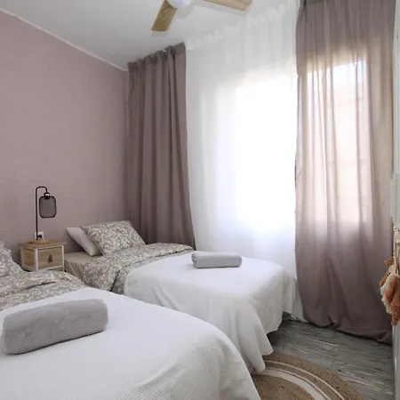 Apartment Arena Blanca 200 M De La Playa