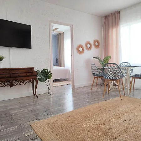 Apartment Arena Blanca 200 M De La Playa